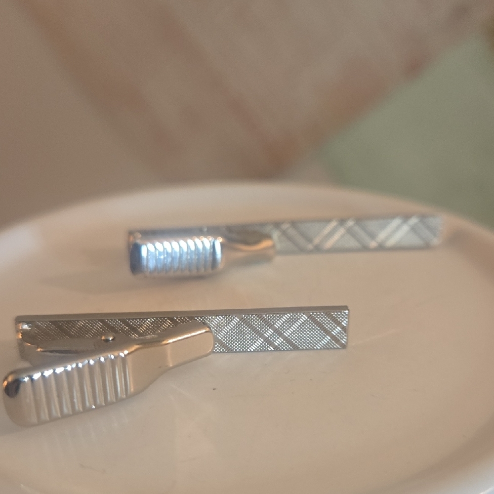 Silver Textured Matching Tie Clips